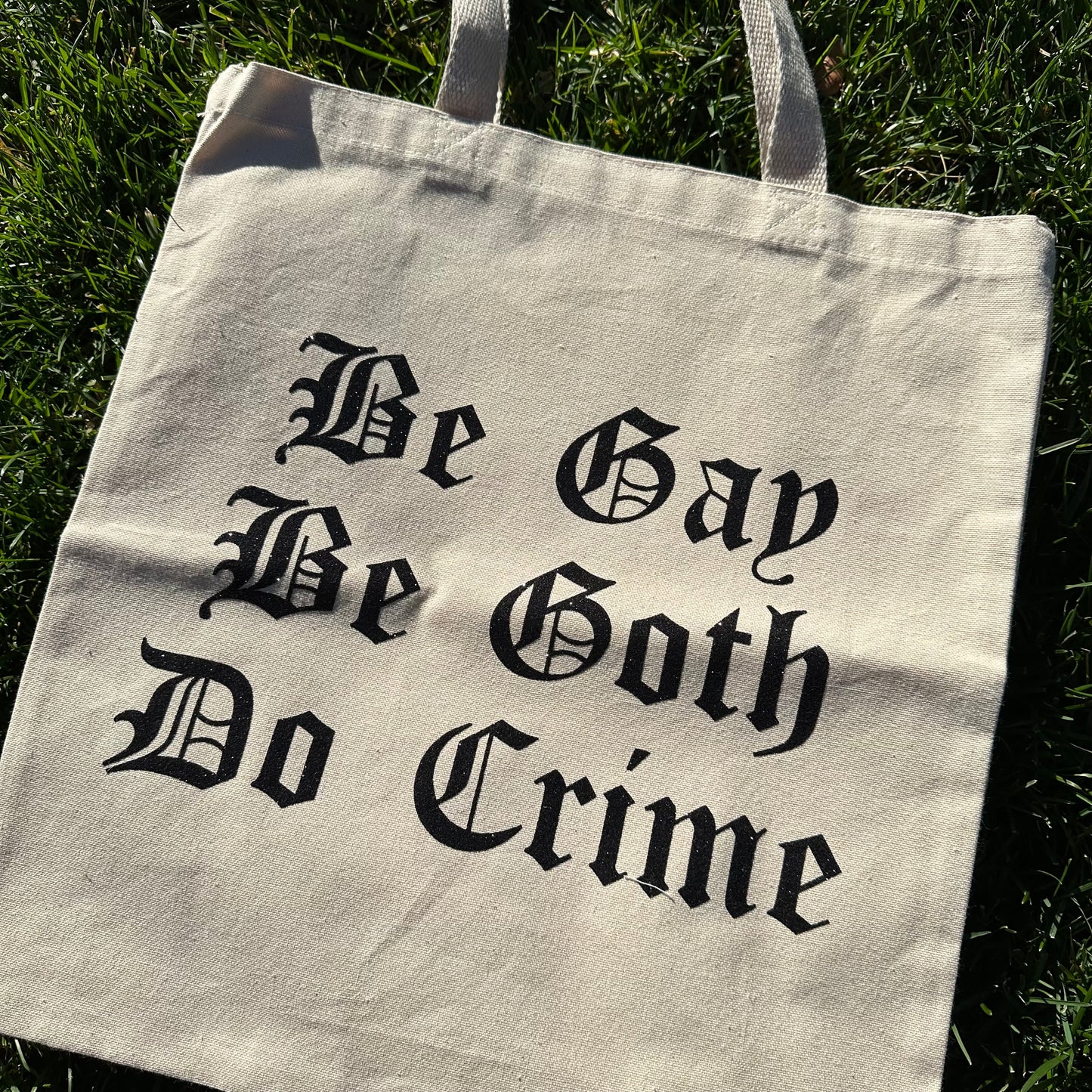 Be Gay, Do Crime Tote